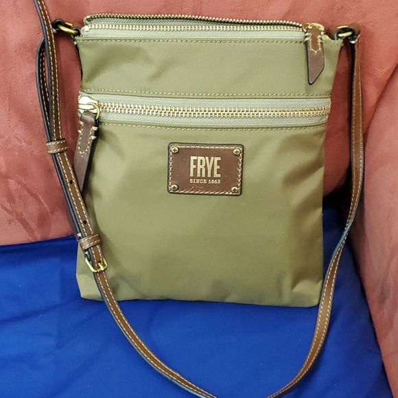 frye ivy zip crossbody nylon handbag
